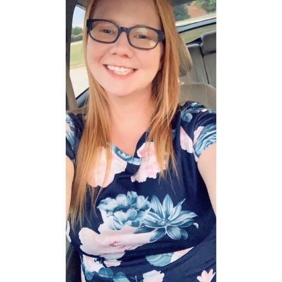 Meet your Posher, Paige - Picture 1 of 1